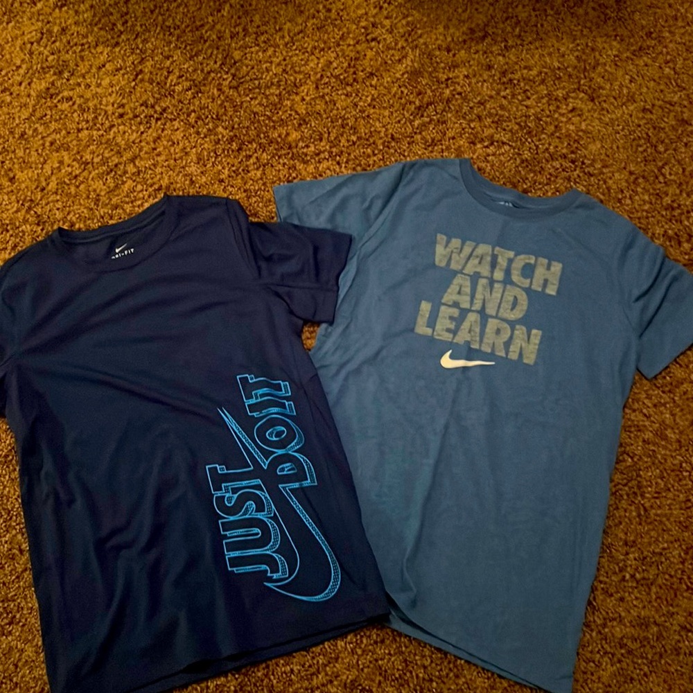 Boys like new T-shirt’s. Nike size L.